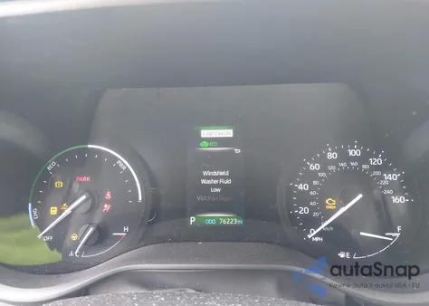 2021 Toyota Sienna Le z USA, uszkodzony, nr VIN 5TDKRKEC2MS033629